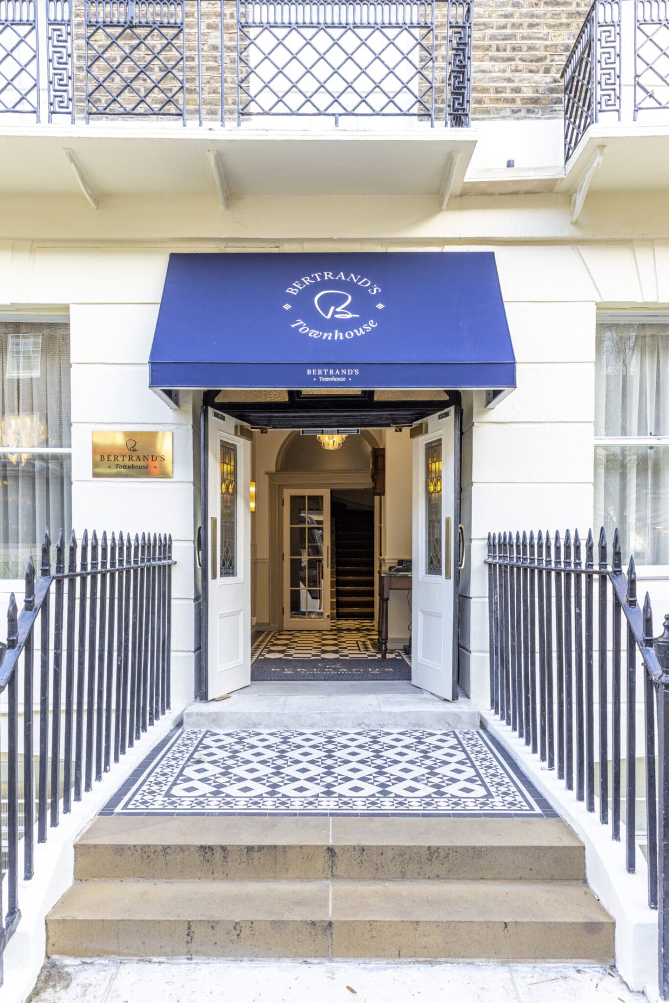 bertrands townhouse outside the front door